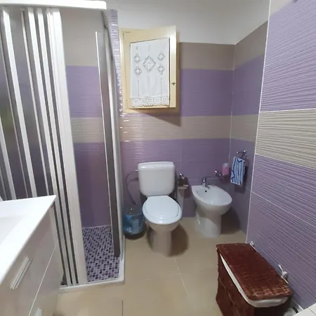 Tindara's House