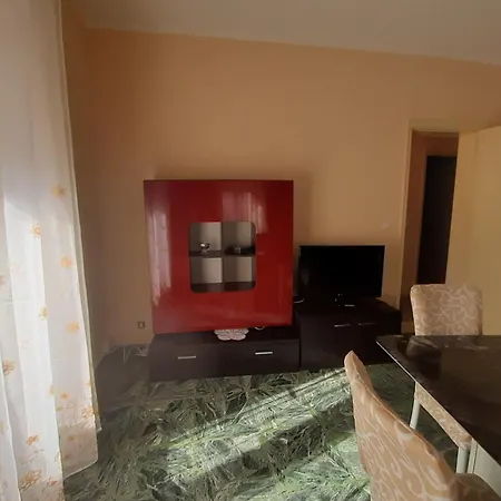 Tindara's House